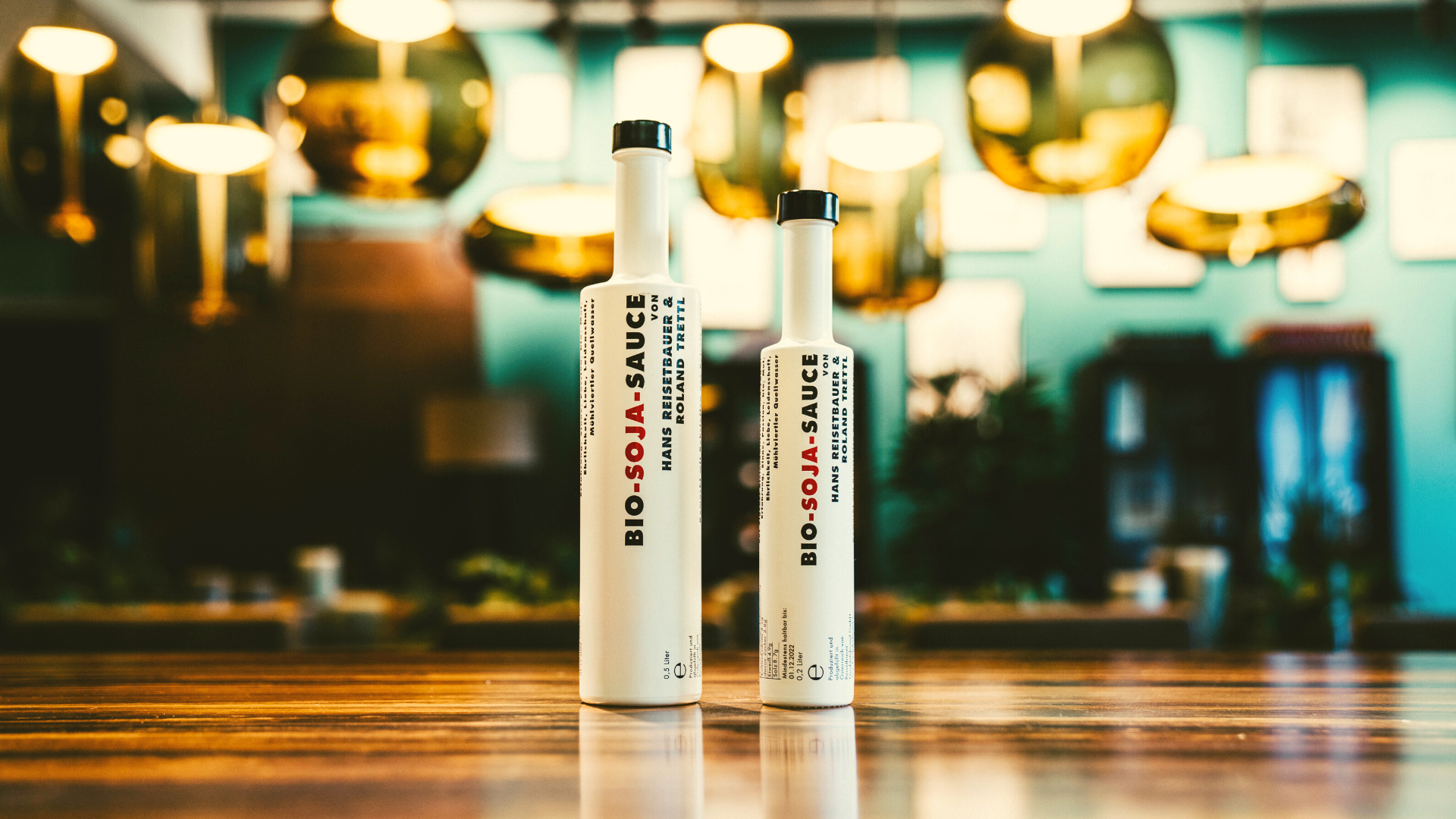 Hier bekommst du die Bio-Soja-Sauce von Hans Reisetbauer & Roland Trettl