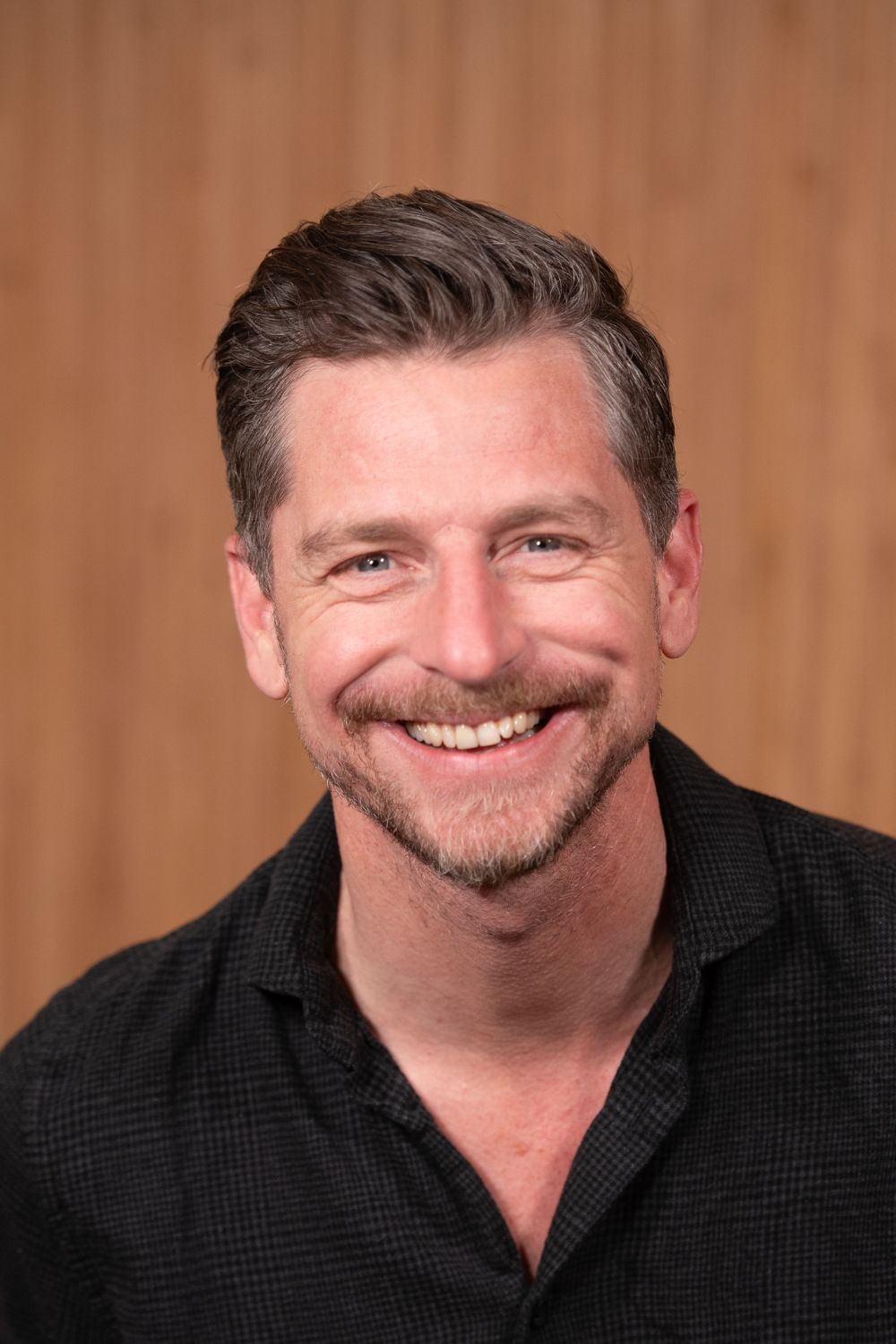 robertclose.jpg__PID:7881789a-d441-4b78-a034-a226e4f8217a